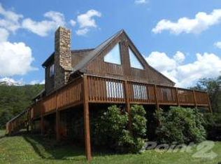 1335 Bonnyview Dr, Big Island, VA 24526