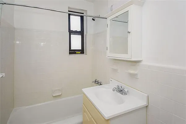 Sold by Ben Bay Realty Co. of Bay Ridge | media 21