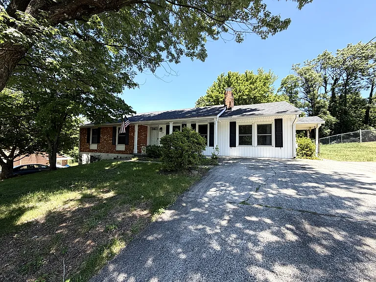 1125 Sheffield Dr — Photo 23