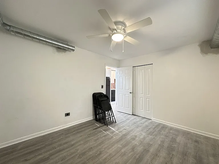 5947 W Montrose Ave #2R — Photo 14