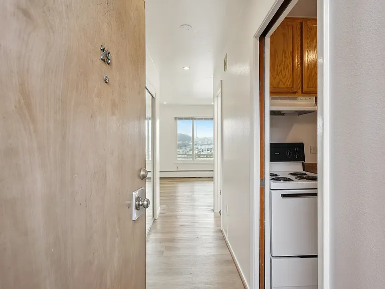 10 Lupine Ave — Photo 11