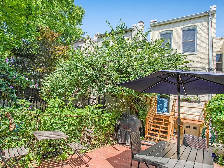 1373 N Carolina Ave NE — Photo 24
