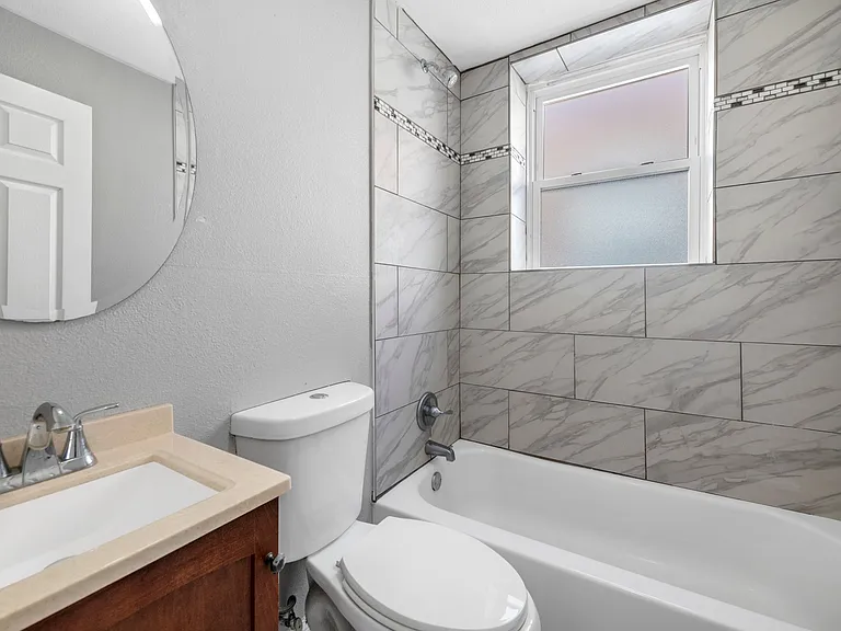4922 Wise Ave #2F — Photo 8