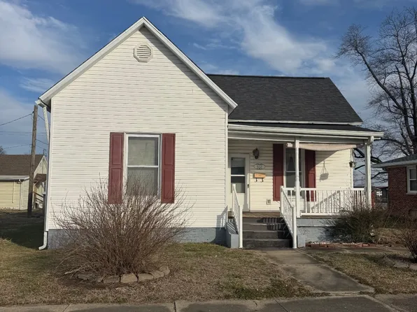 612 5th St, Carmi, IL 62821