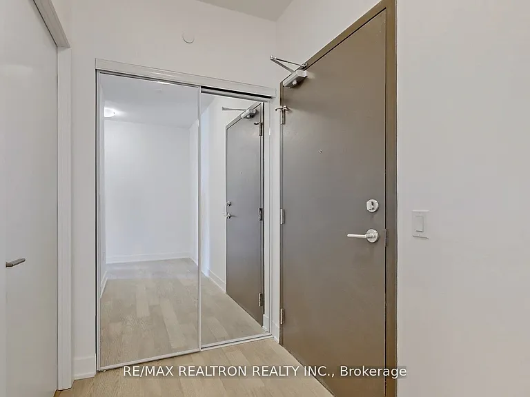 2 Teagarden Ct #705 — Photo 28