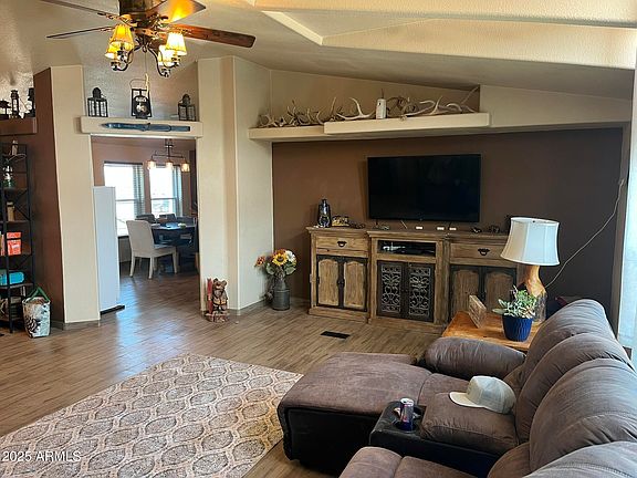 3rd image of 7626 S 387TH Avenue