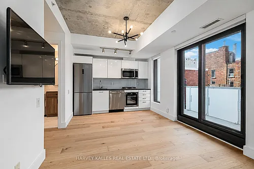 11 Charlotte St Photo 1
