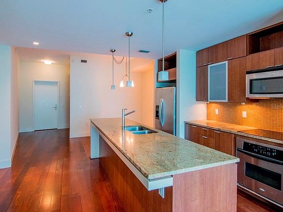 5th image of 111 N 12th St Unit 1714