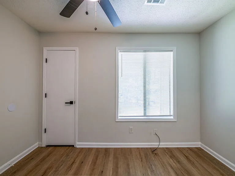 108 Summerwood Dr — Photo 16