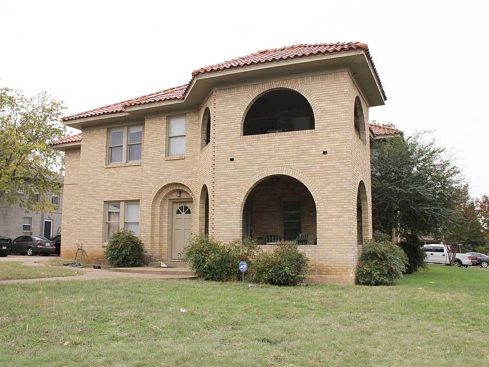 1st image of 3304 S University Dr