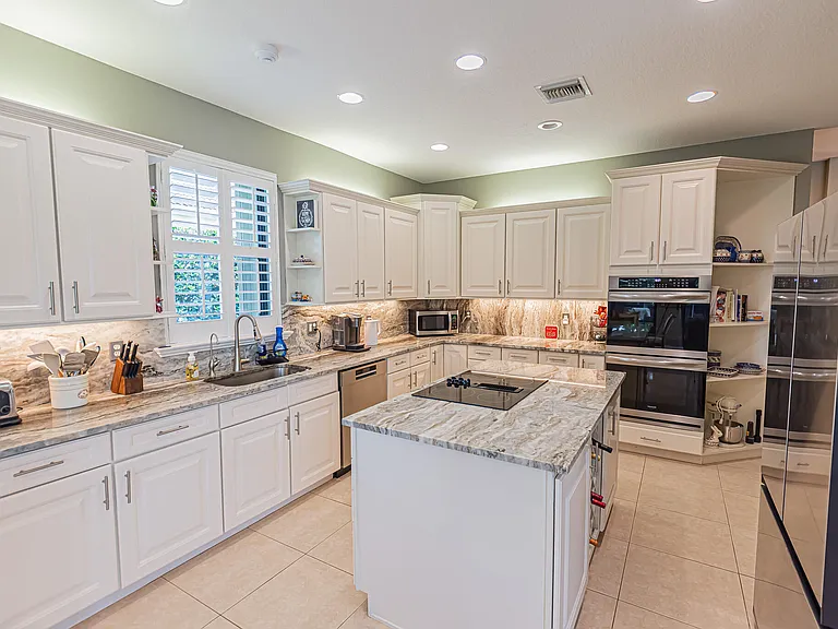 8060 Kiawah Trce — Photo 5