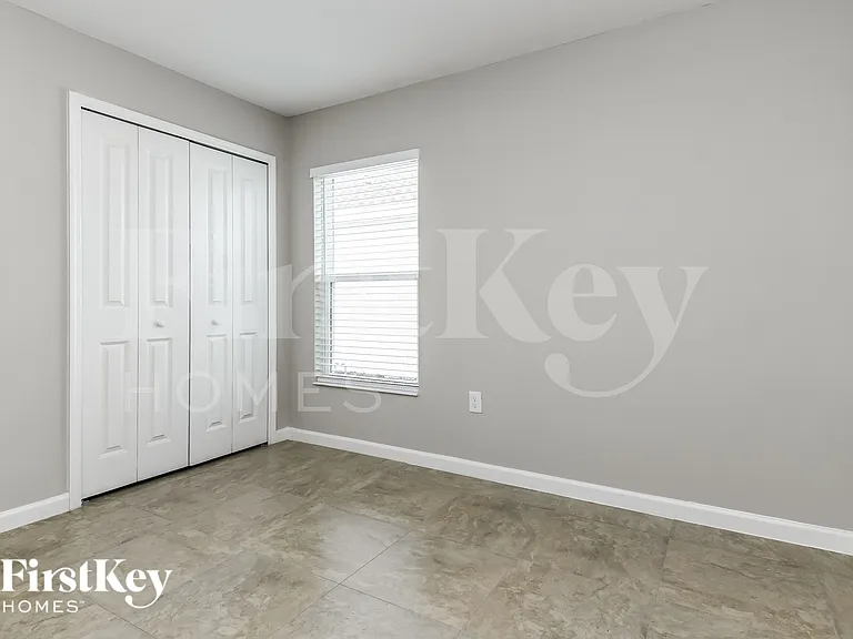 662 Lindbergh Way — Photo 11