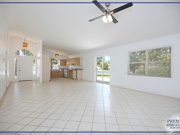 4th image of 11214 Coimbra Ln