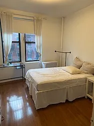 Rented by R New York