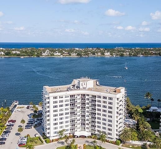 1st image of 2800 N Flagler Dr APT 105