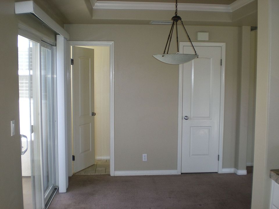 1 of 3 balconies