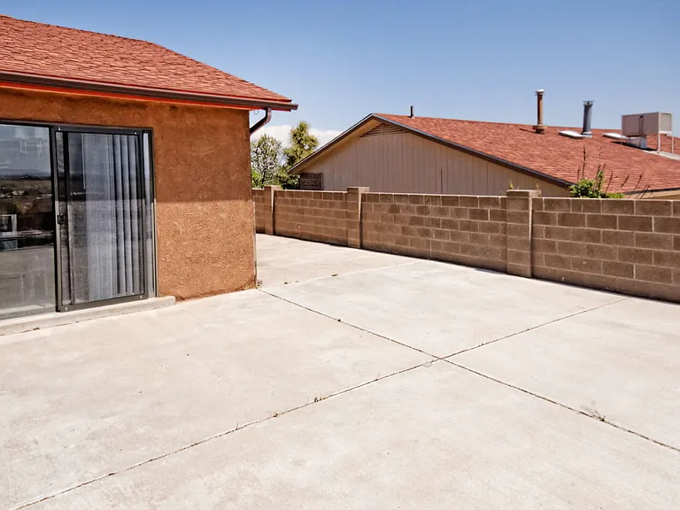4542 Pyrite Ct NE — Photo 17