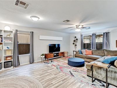 8705 Dittmar Oaks Dr, Austin, TX, 78748