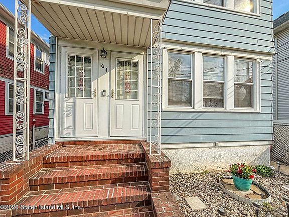 3rd image of 61 Ronald Ave