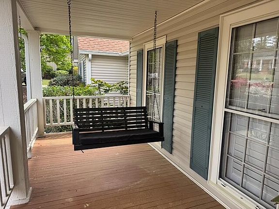 3rd image of 330 Habersham Road