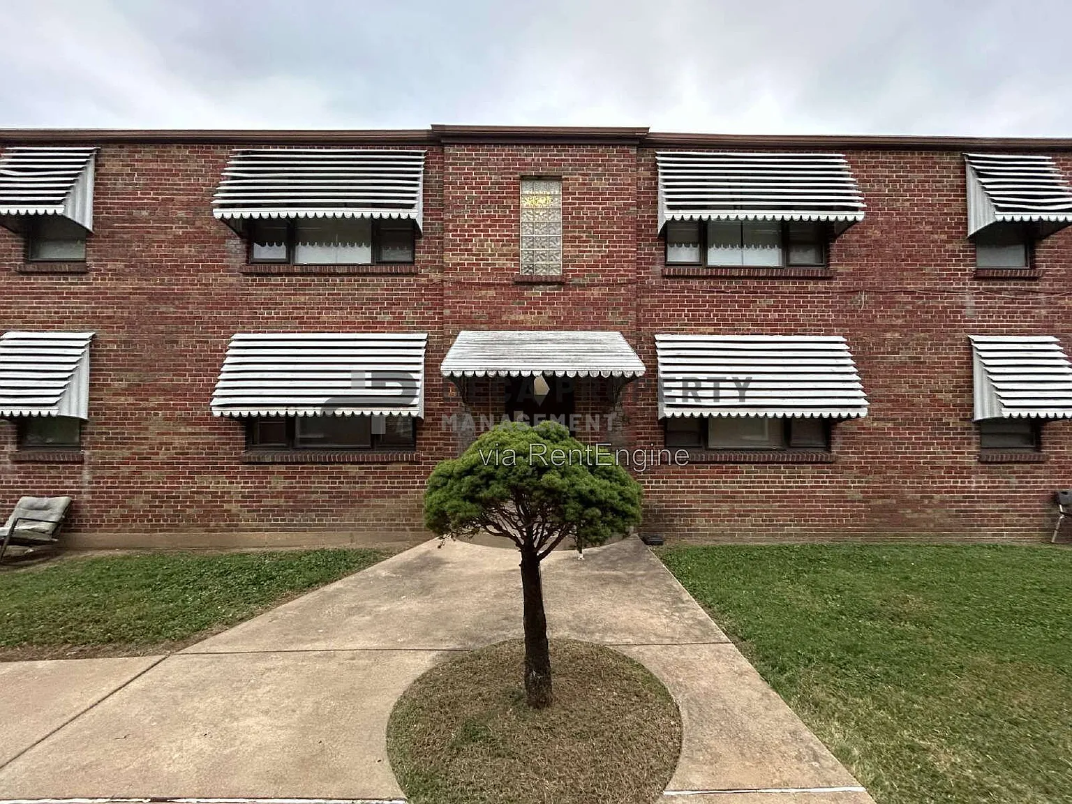 2 bed, 1.0 bath, 966 sqft, $1,000 — Photo 2