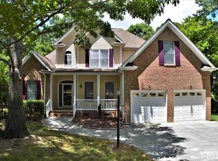 185 Woodcroft Dr, Youngsville, NC 27596