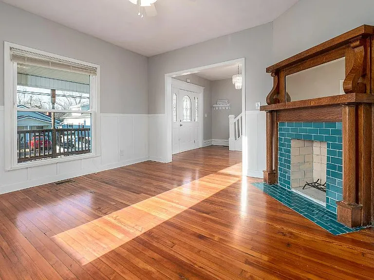 120 Cedar St — Photo 5