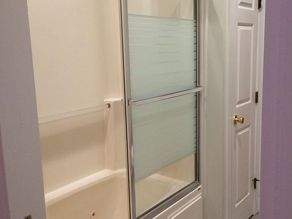 4th image of 3759 N Southport Ave #1R