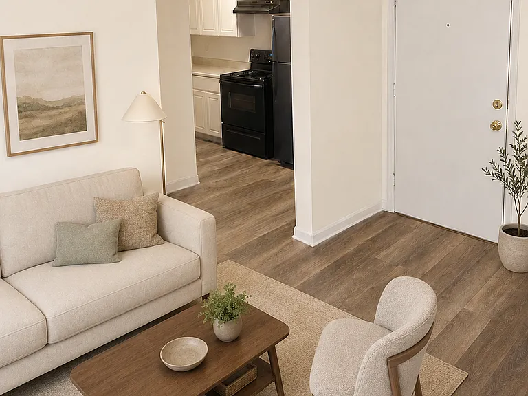547 W 28th St #5 — Photo 4