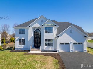 9 Lavender Dr, Piscataway, NJ 08854