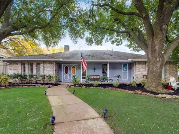 31 Creekwood Cir, Richardson, TX 75080