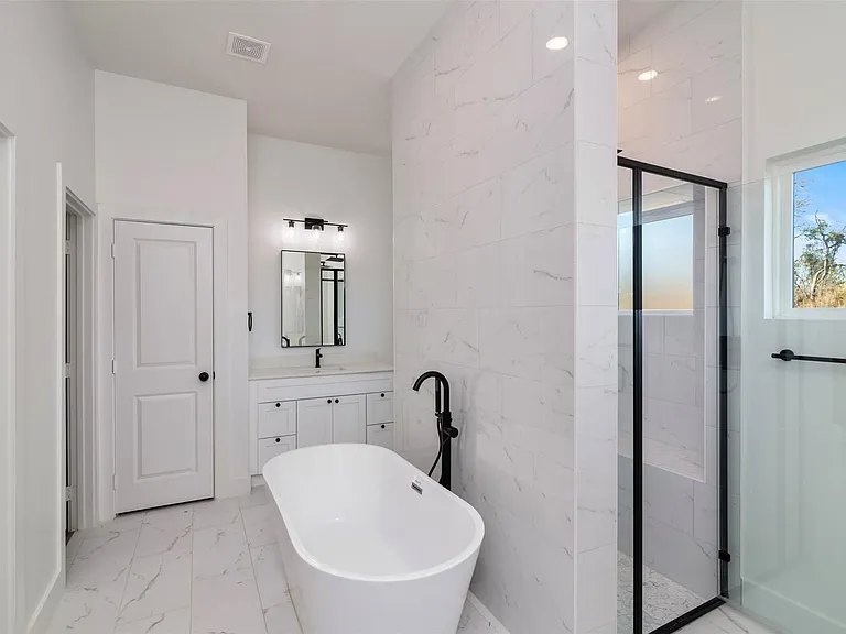 2722 Eastridge Blvd — Photo 34