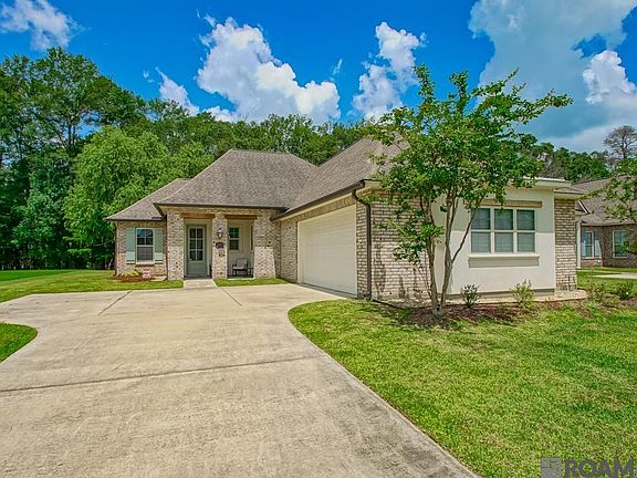 2nd image of 16124 Blackstone Dr