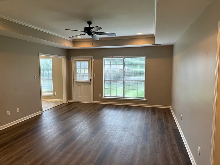 3214 Henson Pl — Photo 2