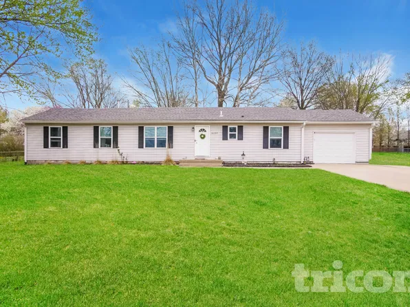 16107 Oakland Ave, Belton, MO 64012