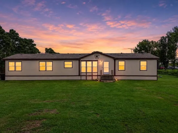 1715 Meyer Rd, Beasley, TX 77417
