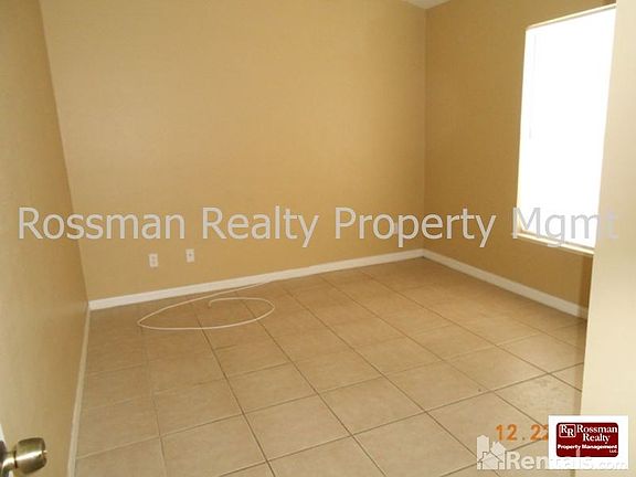 5th image of 736 Harry Ave S