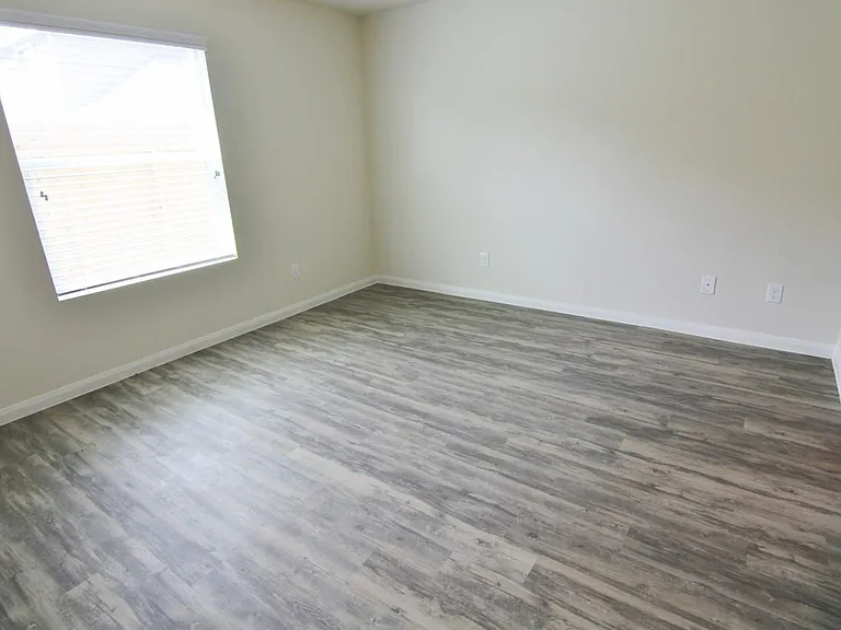 5494 Quail Cove Ln — Photo 4