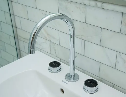 Rented by Compass | media 30