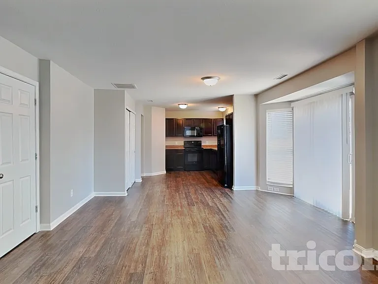 6077 W Jamison Dr — Photo 3