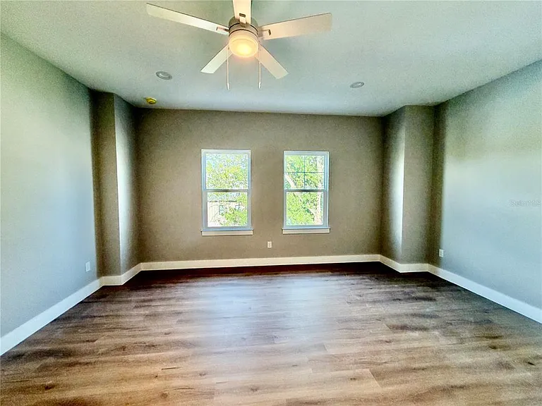 4314 W Gray St — Photo 14