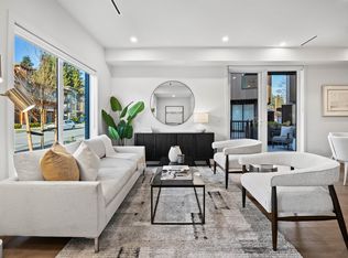 3206 Highland Blvd, North Vancouver, BC V7R 2X3