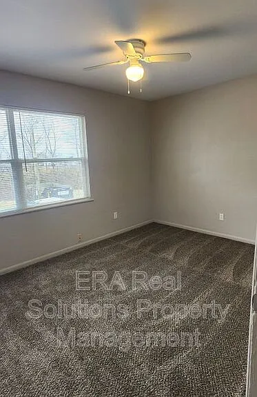 2011 Heritage Dr #15 — Photo 5