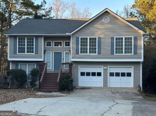 865 Falling Water Ln, Norcross, GA 30093