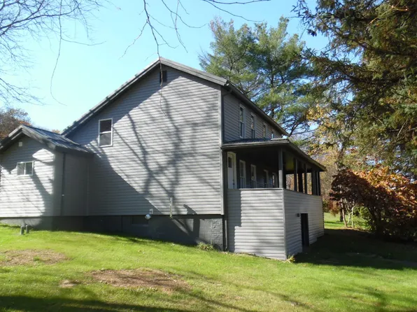 39 Hamilton Dr, Reynoldsville, PA 15851