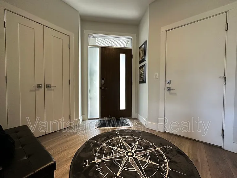 2331 Tallus Ridge Dr #4 — Photo 3
