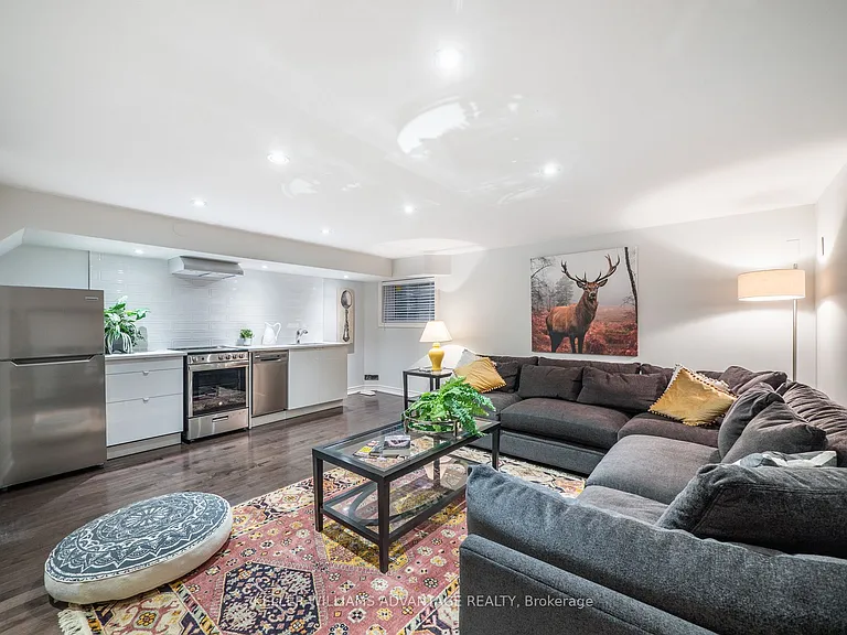 122 Boardwalk Dr #LOWER — Photo 17