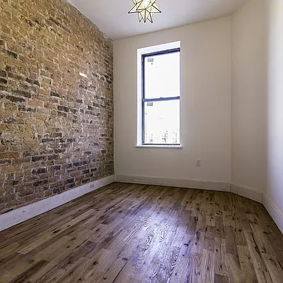Rented by Nooklyn NYC LLC | media 15
