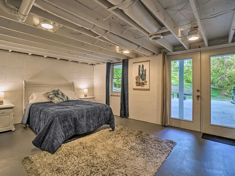 328 River Dr — Photo 21