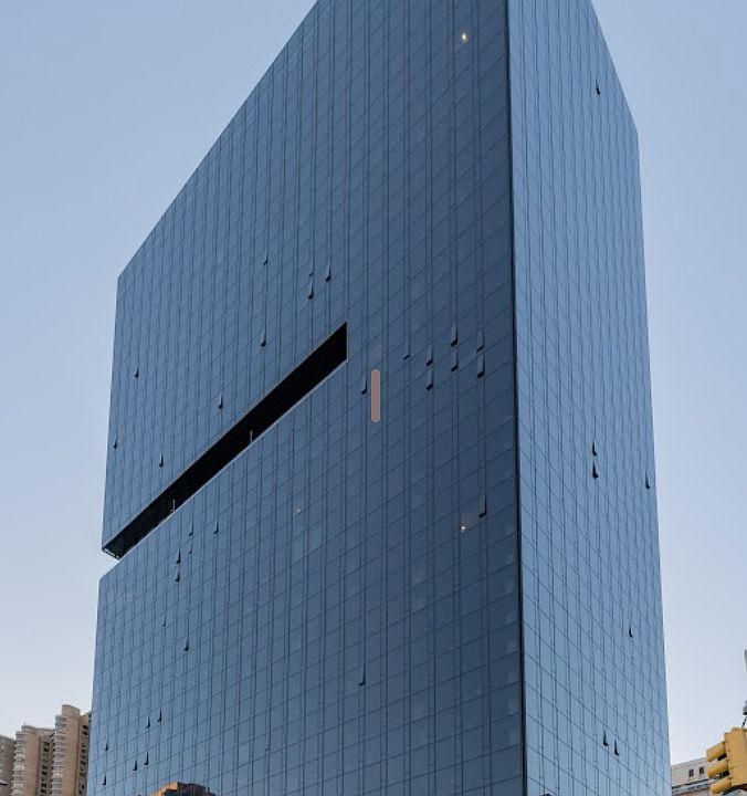 1st image of 685 1st Ave APT 14H